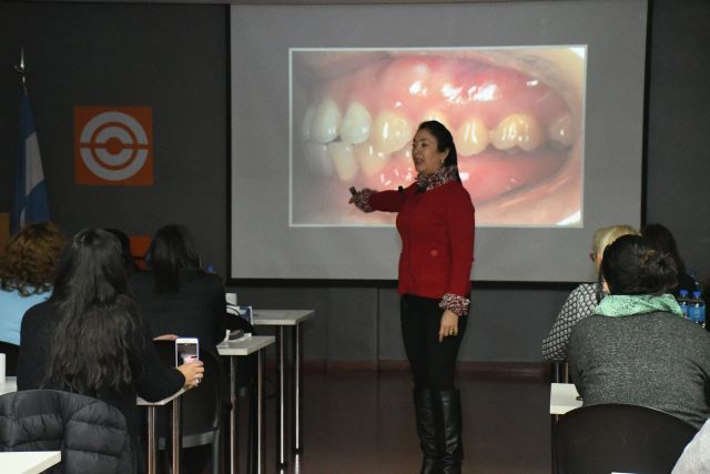 CURSO INTERNACIONAL DRA. PATRICIA VERGARA - DÍA 28/09/2017 - Foto: 1566 - 98/180